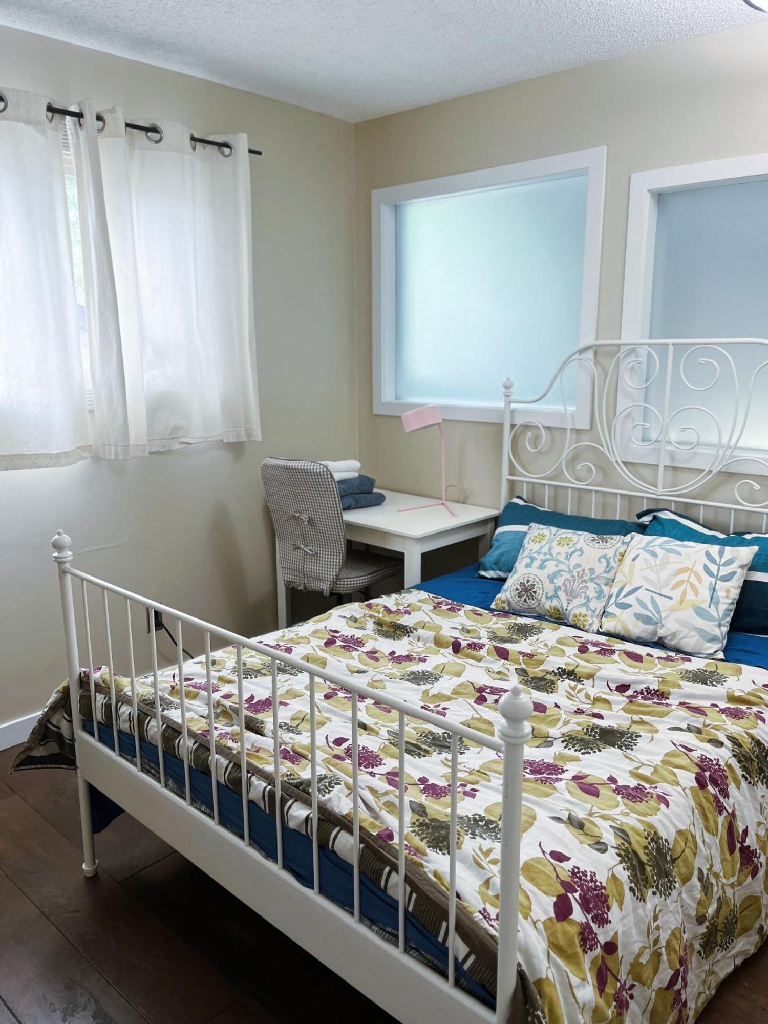 Calgary-Banff House Close Lrt&Dt&Free Parking Διαμέρισμα Εξωτερικό φωτογραφία