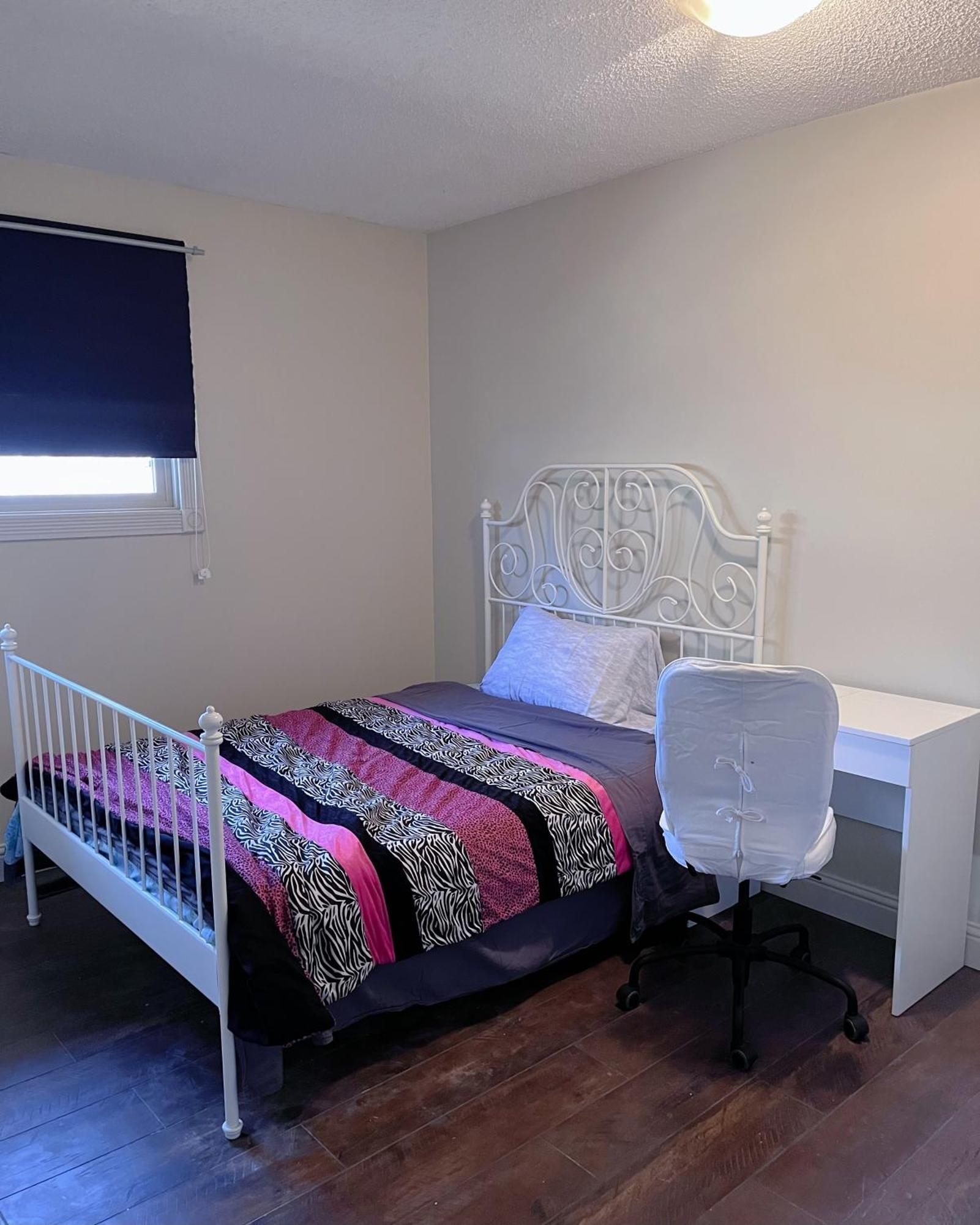 Calgary-Banff House Close Lrt&Dt&Free Parking Διαμέρισμα Εξωτερικό φωτογραφία